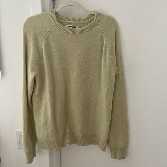 Thrifted lime wool sweater - Picture 1 of 3